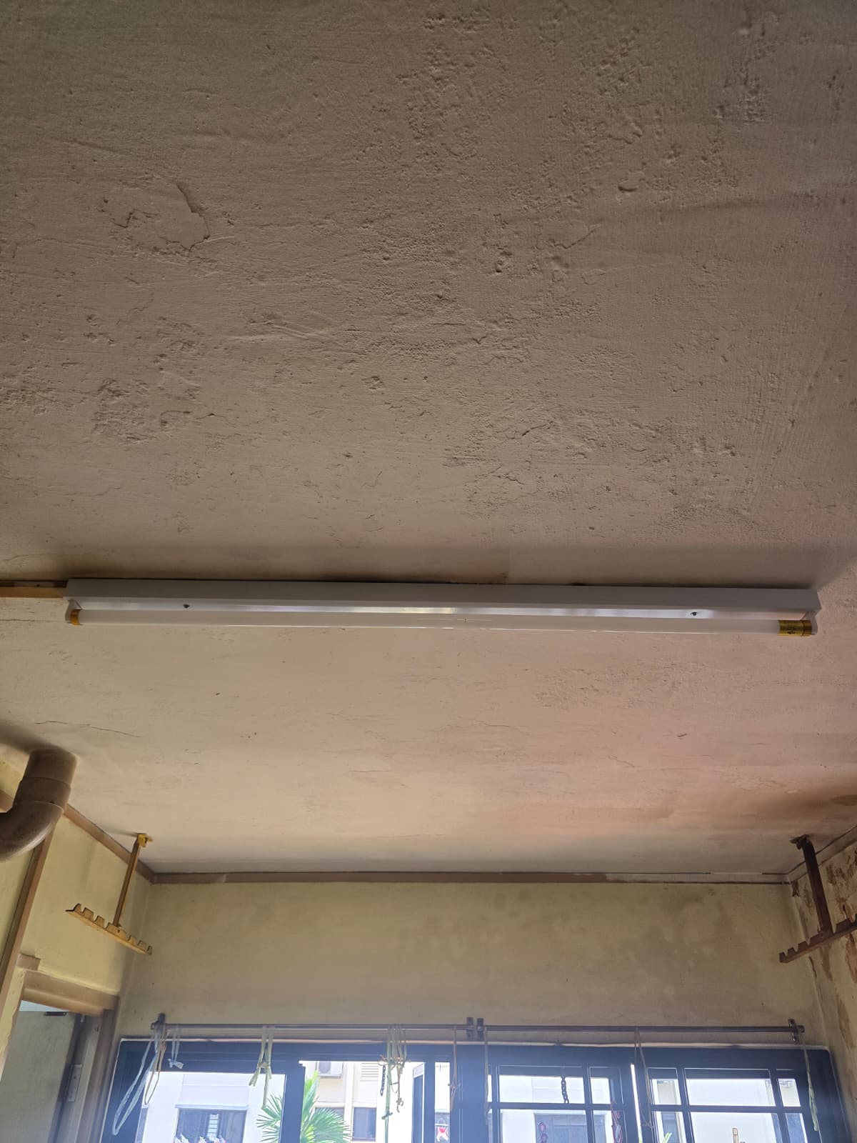 Supply and replace 4 feet LED T8 single tube batten light & E27 ceiling mount holder