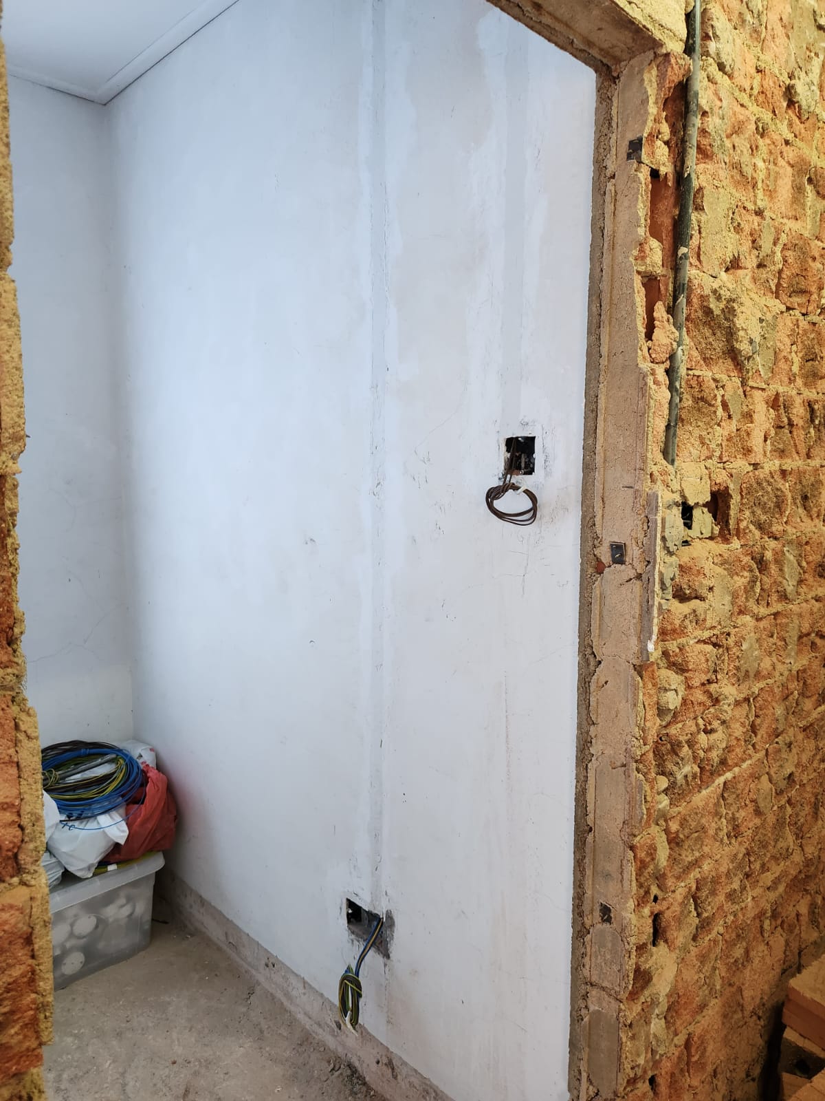 conceal work for landed house